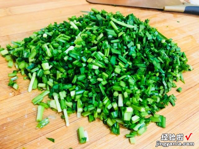 为什么饺子馆的三鲜馅好吃?原来调馅有技巧,做对了鲜嫩营养多汁