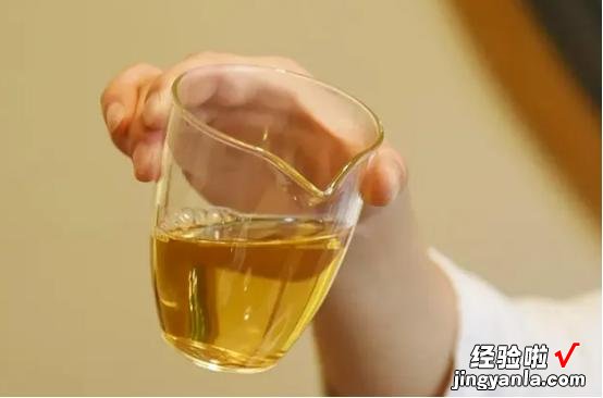 买茶时别听商家“忽悠”，认准3个选茶标准，小白也能买到优质茶