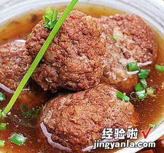 家常蒸大肉丸子