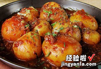 烟熏肉酱焖土豆
