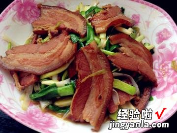 蒜苗腊肉