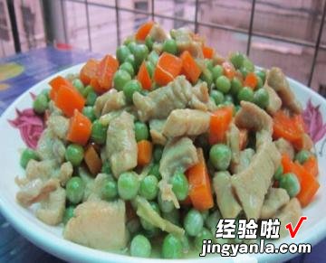 豌豆炒鸡丁