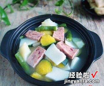 砂锅煲杂菜