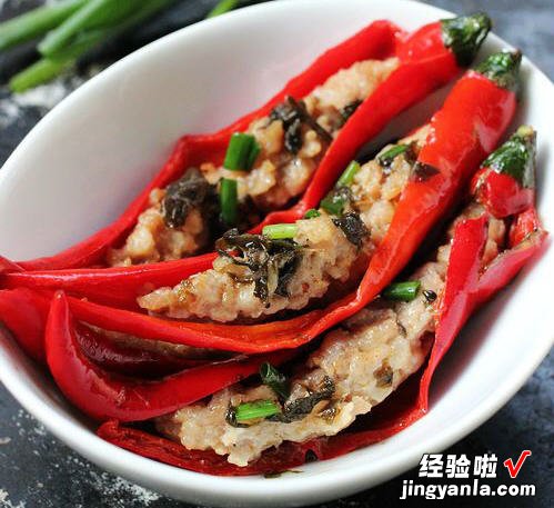 榄菜肉酿红椒