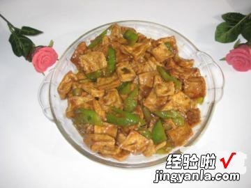 豆腐泡炒青椒