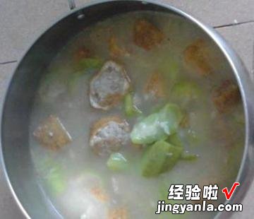 煎豆腐煮丝瓜