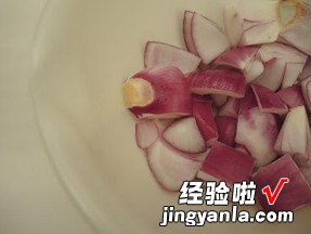 红酒焖牛肋肉