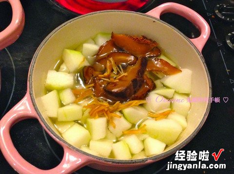 冬瓜樱花虾肉粒汤饭