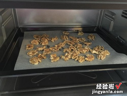 黑糖桂圆核桃蛋糕