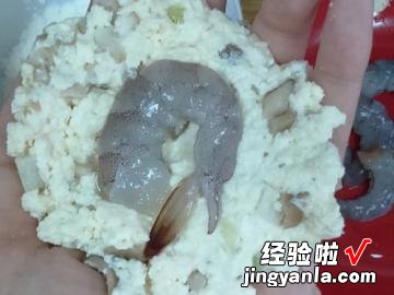 舞菇豆腐鲜虾可乐饼