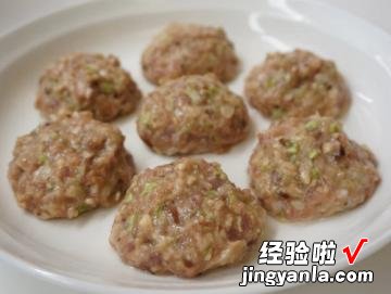 香菇菜肉丸子