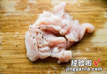 奶油鸡肉笔管面