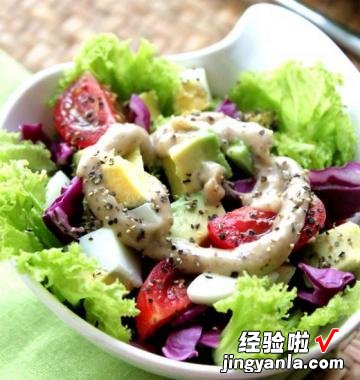 牛油果鸡蛋沙拉