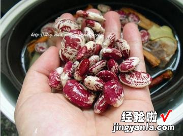 牛奶根花豆炖猪蹄