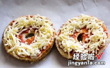 3分钟营养早餐 起司贝果Pizza