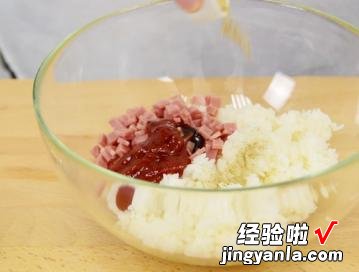 蕃茄酱蛋烤饭