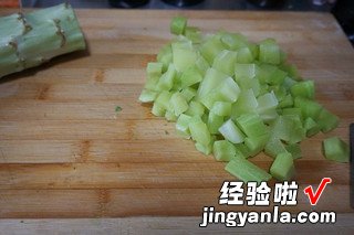 干果青笋兔肉