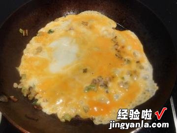 凤梨虾仁蛋炒饭