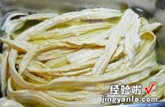 花肉尖椒炒腐竹