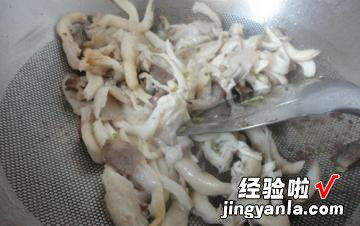 蘑菇尖椒炒肉