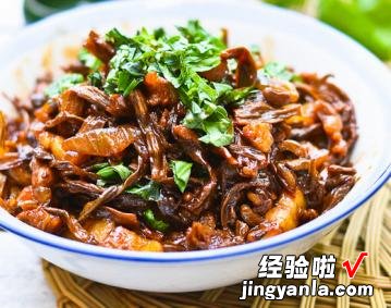 家常干豆角烧肉