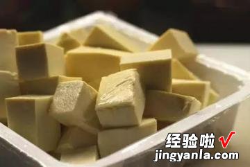 没有蟹黄的蟹黄豆腐