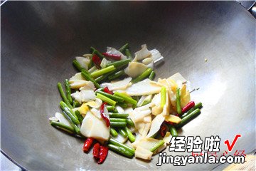 爆炒牛肉片的家常做法