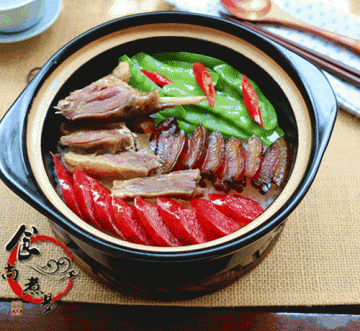三拼腊味煲仔饭