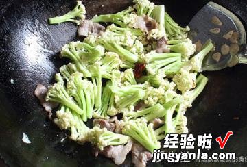 散菜花炒五花肉