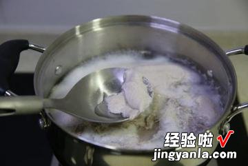 皮蛋瘦肉粥的简单做法