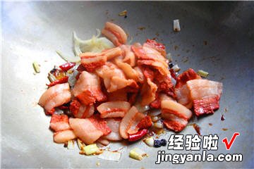 土豆饼小炒肉