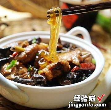 东北小鸡蘑菇炖粉条