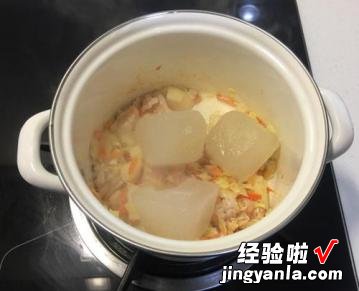 番茄鸡肉蔬菜炊饭