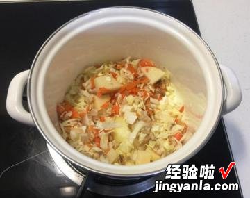 番茄鸡肉蔬菜炊饭