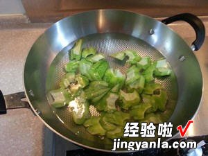 广东苦瓜炒牛肉