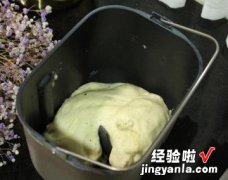 蒜味奶油面包