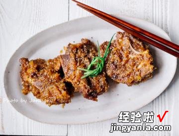 红烧牛脊骨土豆泥