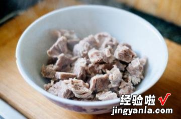 蒜香牛肉块