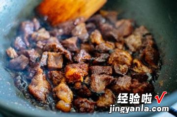 蒜香牛肉块