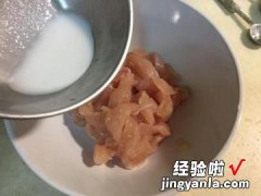 鸡胸肉炒茭白笋丝