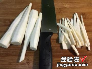 鸡胸肉炒茭白笋丝