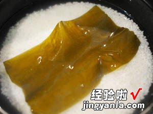 日本土锅煮白饭