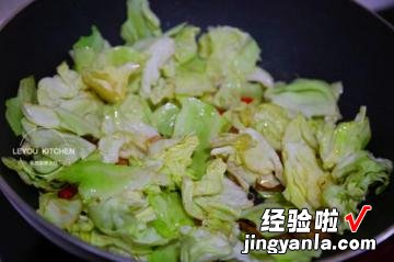 圆白菜炒五花肉