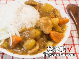 日式地瓜鸡肉咖喱饭