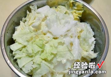 预防感冒 无水白菜猪肉锅