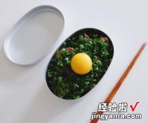 上班族便当：葱玉酱烧梅花肉