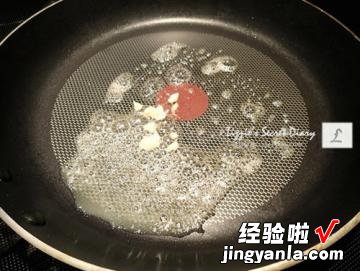 泡菜明太子炒乌龙面