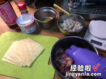 豆腐皮鲜虾馄饨