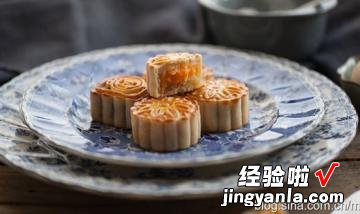 自制广式莲蓉蛋黄月饼