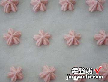 樱花形状的小饼干